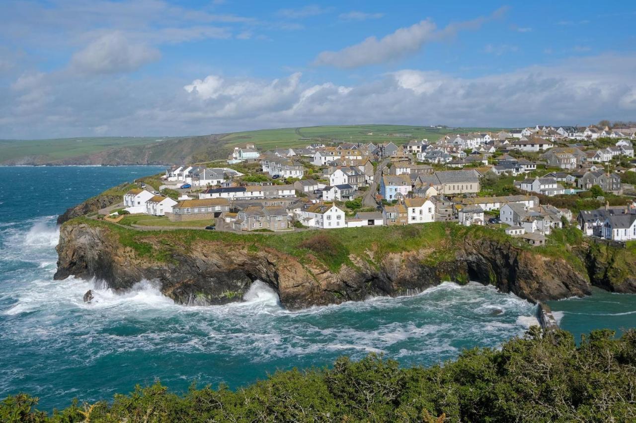 Polrunny Farm Sloe Cottage With A Sea View Boscastle Extérieur photo